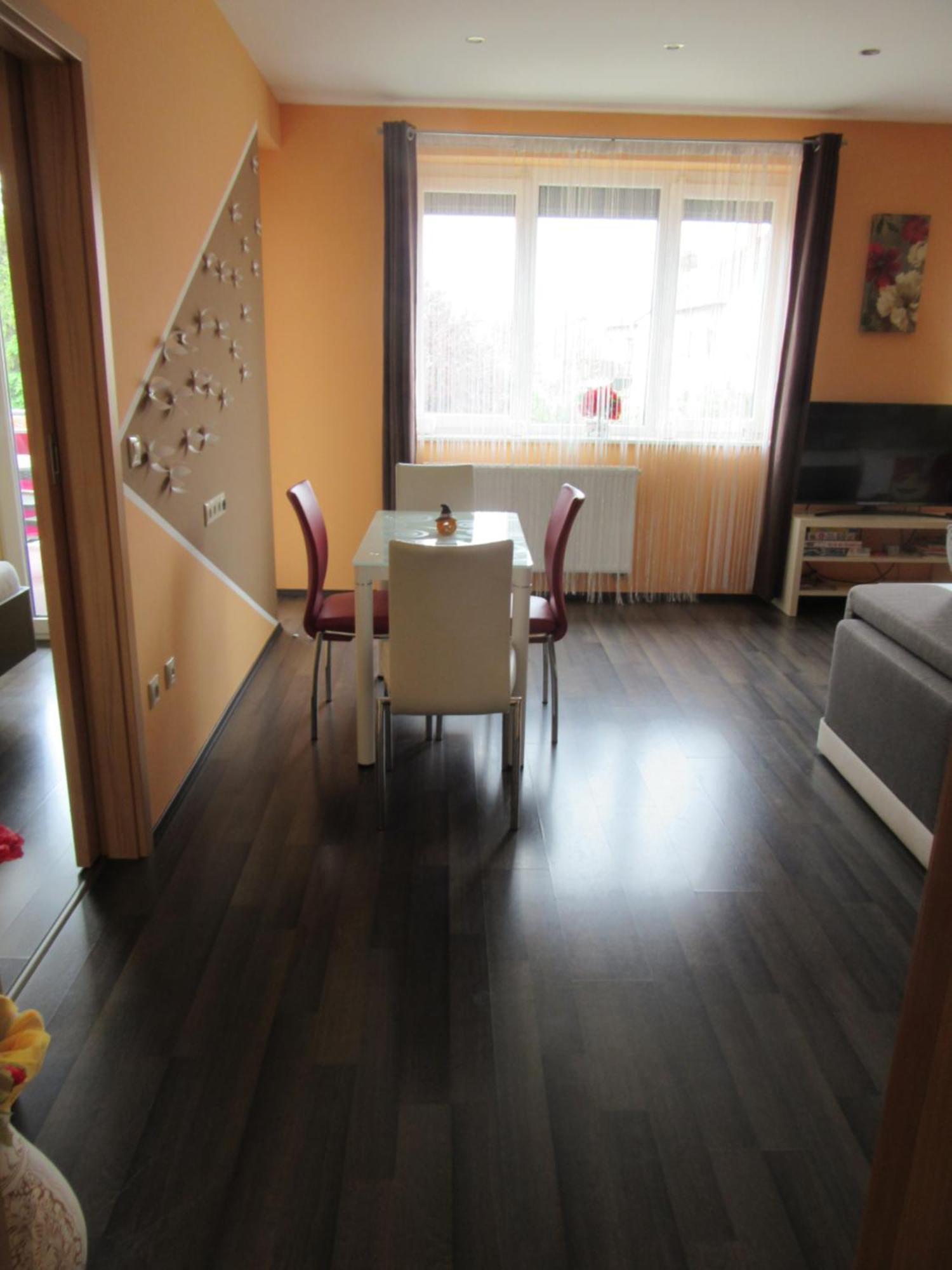 Zafir Sziget Apartman Sárvár Buitenkant foto